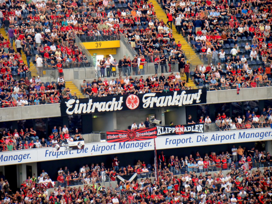 Eintracht Frankfurt utrzymał się w Bundeslidze Eintracht Frankfurt utrzymał się w Bundeslidze