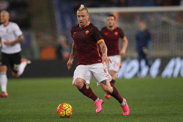 Nainggolan woli grać dla Mourinho niż dla Conte Nainggolan woli grać dla Mourinho niż dla Conte
