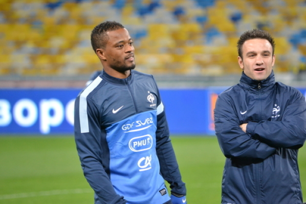 Evra przedłużył kontrakt z Juventusem Evra przedłużył kontrakt z Juventusem