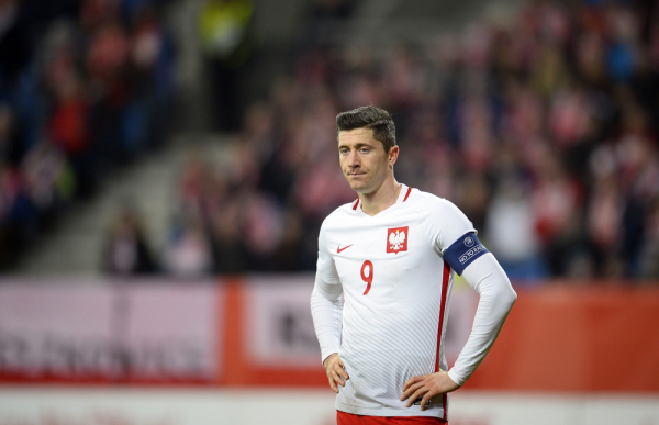 Telegraph wybrał 20 najlepszych graczy, którzy wystąpią na Euro. Lewy na czwartym miejscu Telegraph wybrał 20 najlepszych graczy, którzy wystąpią na Euro. Lewy na czwartym miejscu