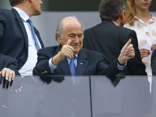 Blatter o ustawianych losowaniach: To się zdarzało Blatter o ustawianych losowaniach: To się zdarzało
