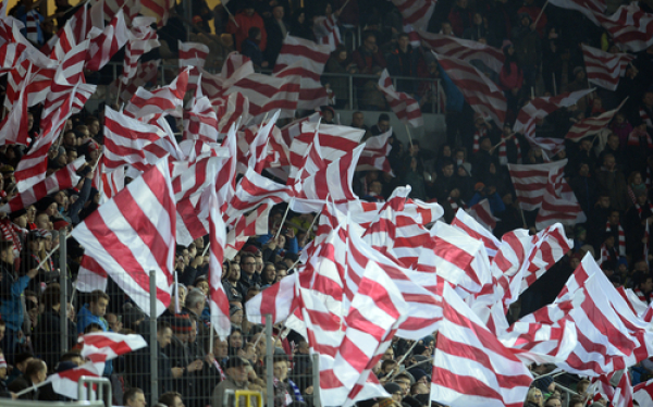 Cracovia wyjechała do Trzebnicy ze Stebleckim, ale bez Szczepaniaka Cracovia wyjechała do Trzebnicy ze Stebleckim, ale bez Szczepaniaka