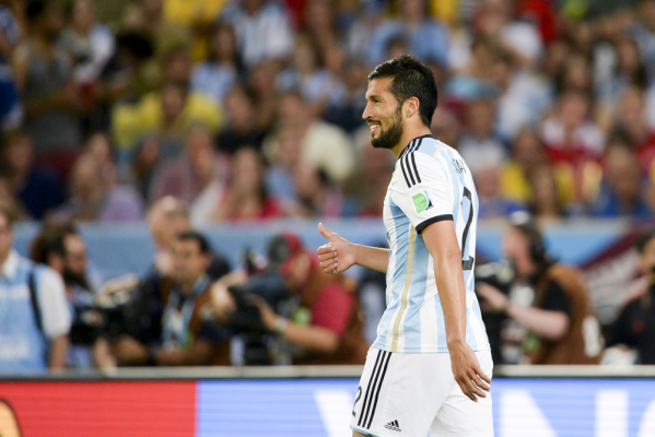 Lavezzi złamał łokieć i nie zagra w finale Copa America Centenario Lavezzi złamał łokieć i nie zagra w finale Copa America Centenario