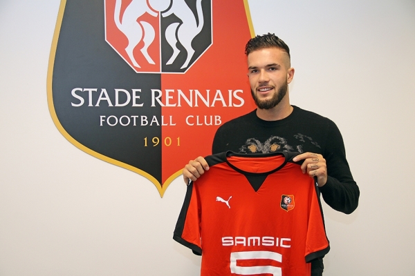 Ribelin nowym pomocnikiem Stade Rennes Ribelin nowym pomocnikiem Stade Rennes