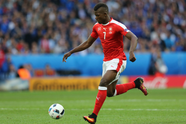 Breel Embolo wzmocni Schalke 04 Gelsenkirchen Breel Embolo wzmocni Schalke 04 Gelsenkirchen