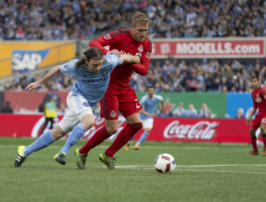 Damien Perquis rozwiązał kontrakt z Toronto FC Damien Perquis rozwiązał kontrakt z Toronto FC