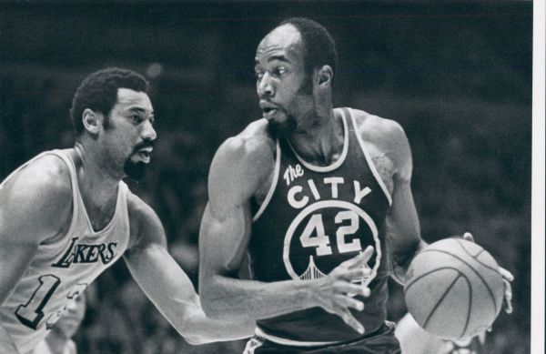 NBA: Zmarł Nate Thurmond, legenda Warriors NBA: Zmarł Nate Thurmond, legenda Warriors