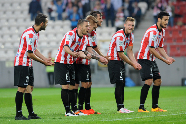 Szczepaniak: Gra w Cracovii jest bardziej ofensywna niż Podbeskidzia Szczepaniak: Gra w Cracovii jest bardziej ofensywna niż Podbeskidzia