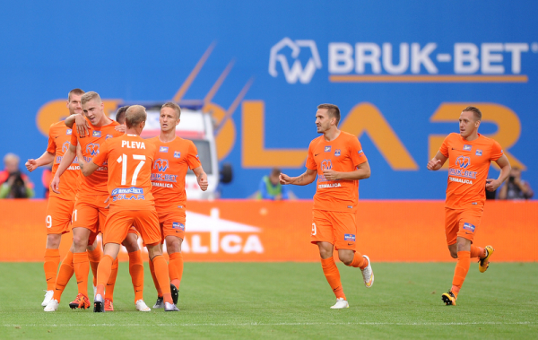 Bruk-Bet Termalica pokonała Arkę Gdynia Bruk-Bet Termalica pokonała Arkę Gdynia