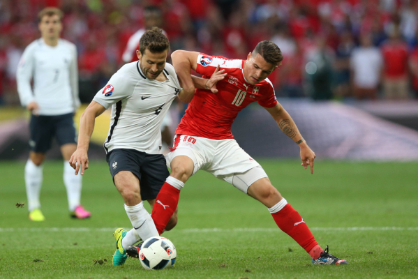 "Xhaka to doskonałe wzmocnienie dla Arsenalu" "Xhaka to doskonałe wzmocnienie dla Arsenalu"