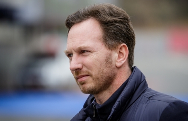 Red Bull: Silnik Reanult traci do Mercedesa 47KM Red Bull: Silnik Reanult traci do Mercedesa 47KM