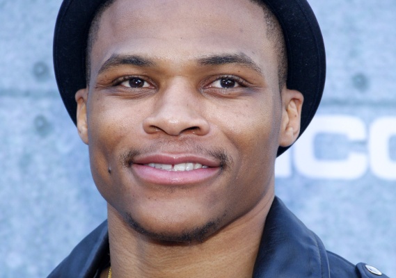 Westbrook podpisał nowy kontrakt z Thunder Westbrook podpisał nowy kontrakt z Thunder