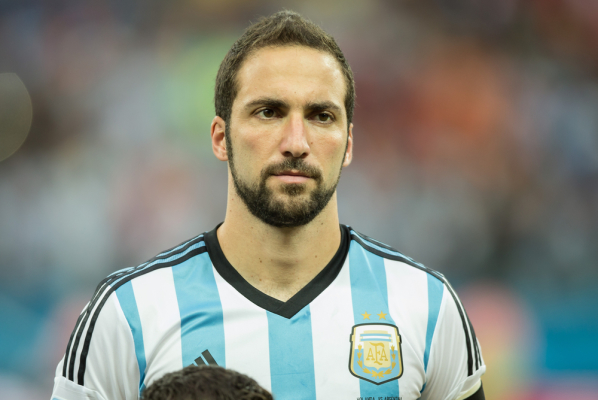Juventus wziął się za swoją gwiazdę. Higuain wysłany na dietę Juventus wziął się za swoją gwiazdę. Higuain wysłany na dietę