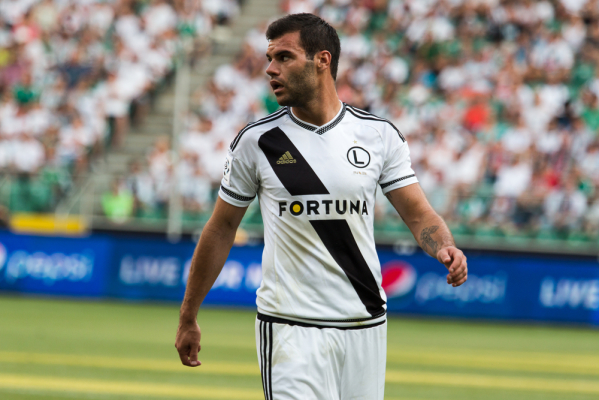 Przegląd Sportowy: Nemanja Nikolić bliski opuszczenia Legii. Chce go beniaminek Premier League Przegląd Sportowy: Nemanja Nikolić bliski opuszczenia Legii. Chce go beniaminek Premier League