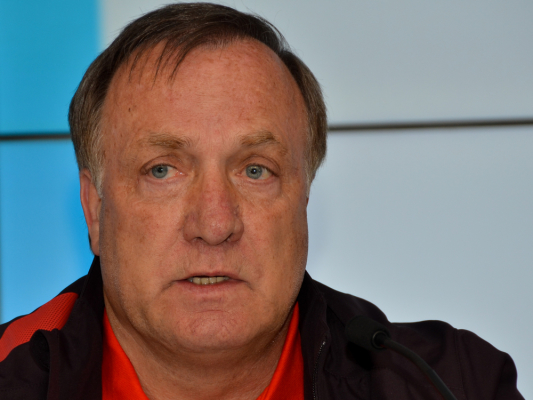 Advocaat trenerem Fenerbahce Stambuł Advocaat trenerem Fenerbahce Stambuł