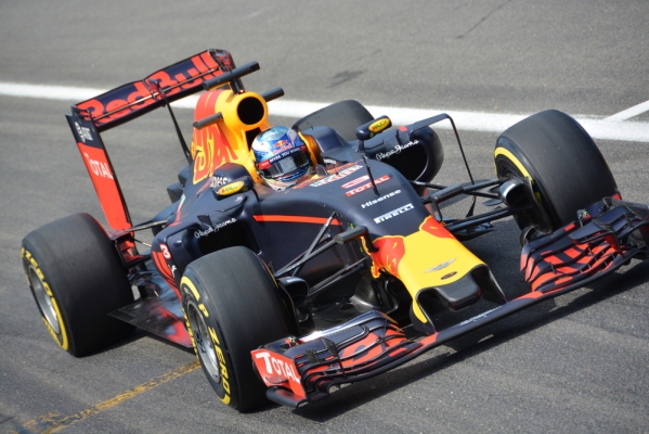 Zwycięstwo Ricciardo, wielki dramat Hamiltona Zwycięstwo Ricciardo, wielki dramat Hamiltona