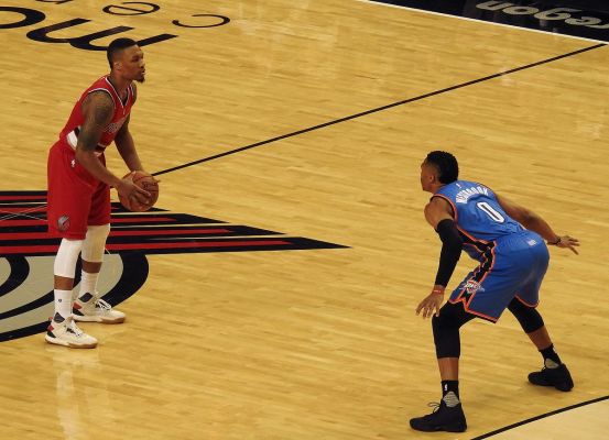 NBA: Lillard nie zamierza zmieniać klubu na lepszy NBA: Lillard nie zamierza zmieniać klubu na lepszy
