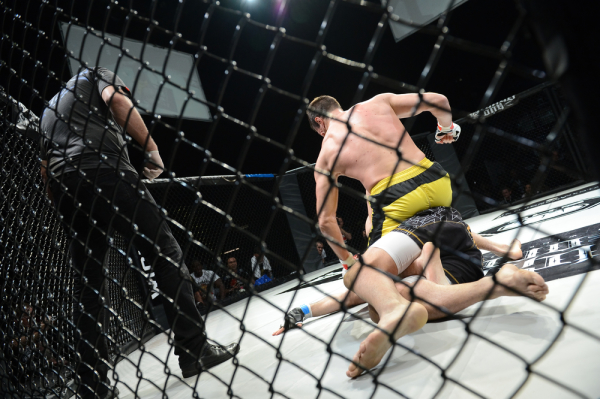 Zawodnik MMA znaleziony martwy w swoim mieszkaniu Zawodnik MMA znaleziony martwy w swoim mieszkaniu