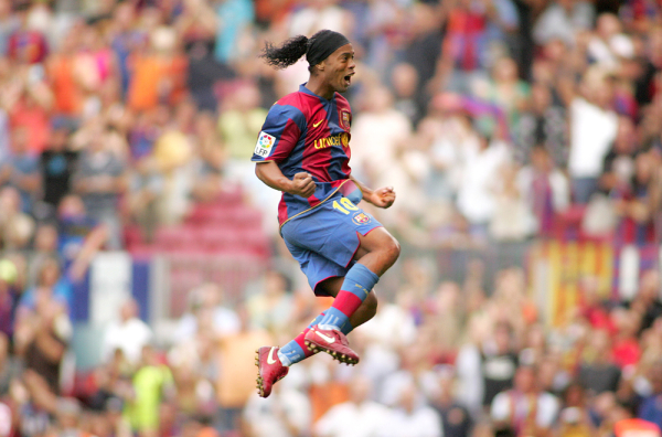 Ronaldinho zostanie ambasadorem Barcelony Ronaldinho zostanie ambasadorem Barcelony