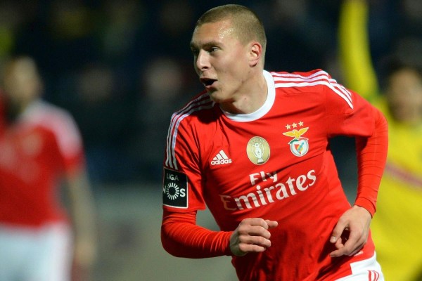 Victor Lindelof na celowniku Aston Villi Victor Lindelof na celowniku Aston Villi