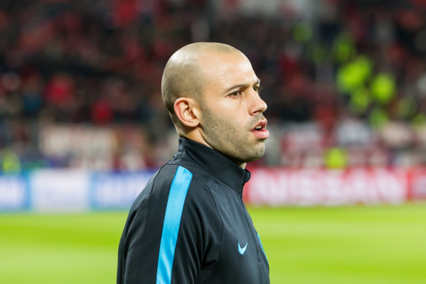 Mascherano przedłużył kontrakt z Barceloną Mascherano przedłużył kontrakt z Barceloną
