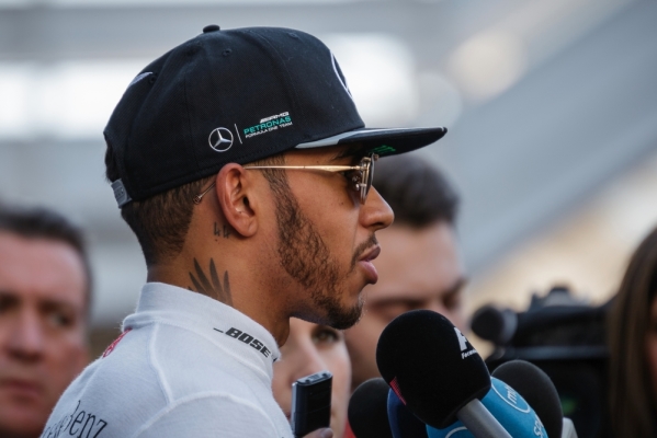 Hamilton: Cały weekend trenowałem starty Hamilton: Cały weekend trenowałem starty