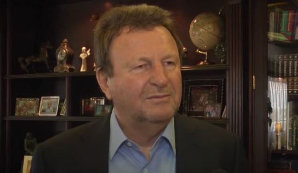 Zamieszanie w trakcie zjazdu PZPN. Wojciechowski: Nie będę uczestniczył w tej farsie Zamieszanie w trakcie zjazdu PZPN. Wojciechowski: Nie będę uczestniczył w tej farsie