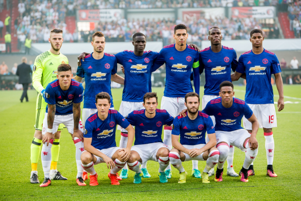 Carragher: MU potrzebuje cudu, by wygrać Premier League Carragher: MU potrzebuje cudu, by wygrać Premier League