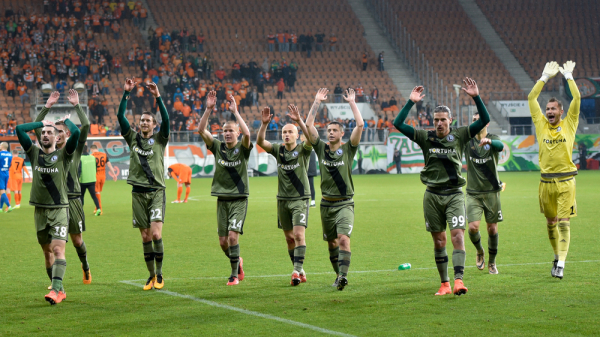 Szaleństwo w Warszawie! Legia przegrywała z Realem 0:2, potem prowadziła 3:2, ale ostatecznie zremisowała 3:3 Szaleństwo w Warszawie! Legia przegrywała z Realem 0:2, potem prowadziła 3:2, ale ostatecznie zremisowała 3:3