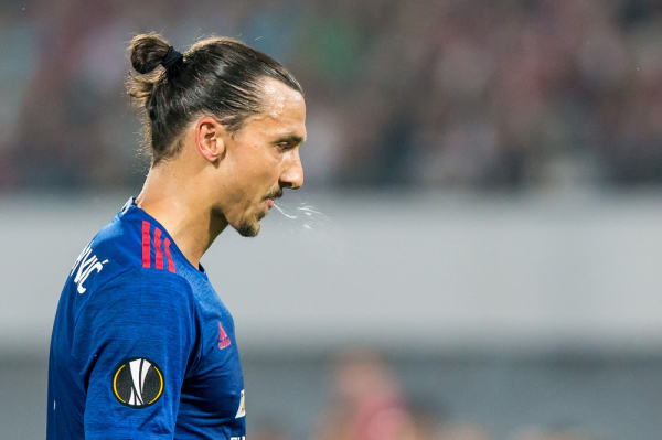Legenda Arsenalu krytykuje Ibrahimovicia: MU gra przez niego zbyt wolno Legenda Arsenalu krytykuje Ibrahimovicia: MU gra przez niego zbyt wolno