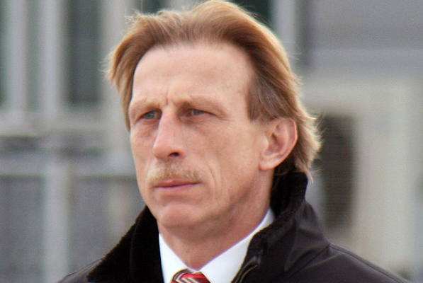 Trener Rumunii: Możemy uczyć się gry od Polaków Trener Rumunii: Możemy uczyć się gry od Polaków