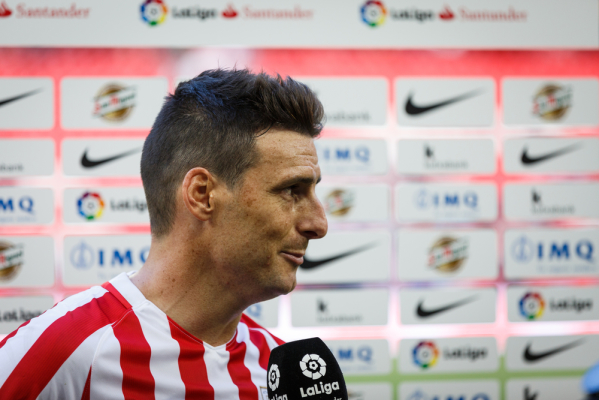 Aduriz najstarszym strzelcem w historii reprezentacji Hiszpanii Aduriz najstarszym strzelcem w historii reprezentacji Hiszpanii