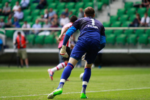 Zespół Tytonia prowadził z Sevillą już 2:0, ale przegrał 2:3 Zespół Tytonia prowadził z Sevillą już 2:0, ale przegrał 2:3