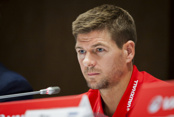 Steven Gerrard zakończył karierę Steven Gerrard zakończył karierę
