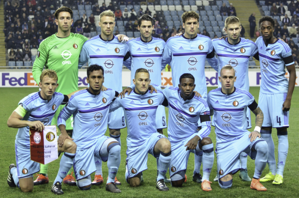Grad goli w Utrechcie, Feyenoord liderem Grad goli w Utrechcie, Feyenoord liderem