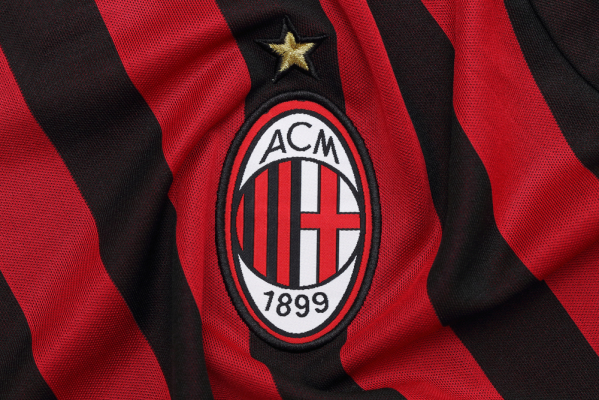 Milan wymęczył zwycięstwo z Crotone Milan wymęczył zwycięstwo z Crotone