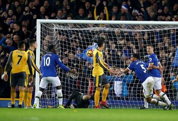 Everton ograł Arsenal, Leicester przegrało z Bournemouth Everton ograł Arsenal, Leicester przegrało z Bournemouth