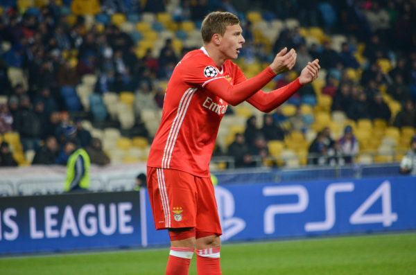 Lindelof jedną nogą w Manchesterze United Lindelof jedną nogą w Manchesterze United