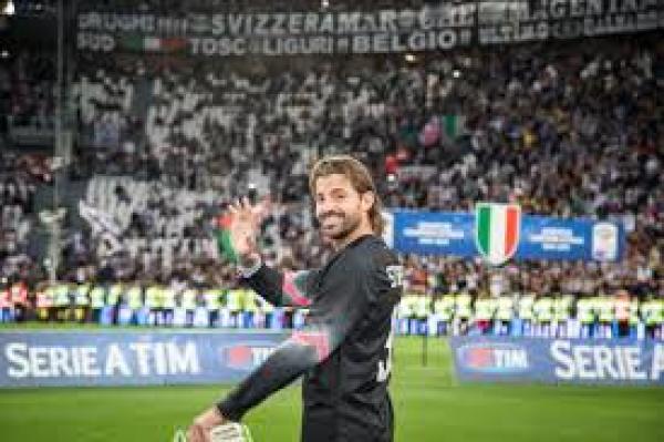 Storari bliski powrotu do AC Milan Storari bliski powrotu do AC Milan