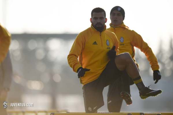 Rincon: Gra w Juventusie to zaszczyt Rincon: Gra w Juventusie to zaszczyt