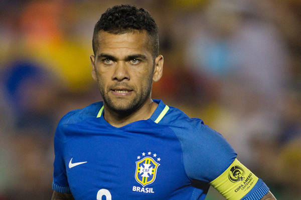 Dani Alves skomentował sytuację Ousmane Dembele. "Musimy być mądrzy" Dani Alves skomentował sytuację Ousmane Dembele. "Musimy być mądrzy"