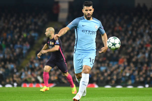 Manchester City wymęczył zwycięstwo z rywalem z Championship. Gol w doliczonym czasie gry [VIDEO]