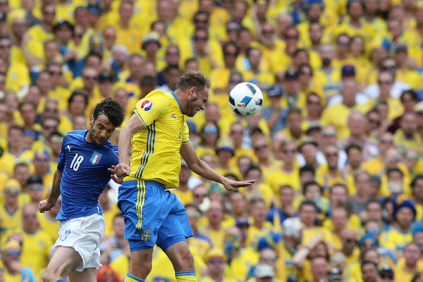 The Sun: Zaskakujący transfer MU!? Anglicy zabiegają o 33-letniego szwedzkiego obrońcę The Sun: Zaskakujący transfer MU!? Anglicy zabiegają o 33-letniego szwedzkiego obrońcę