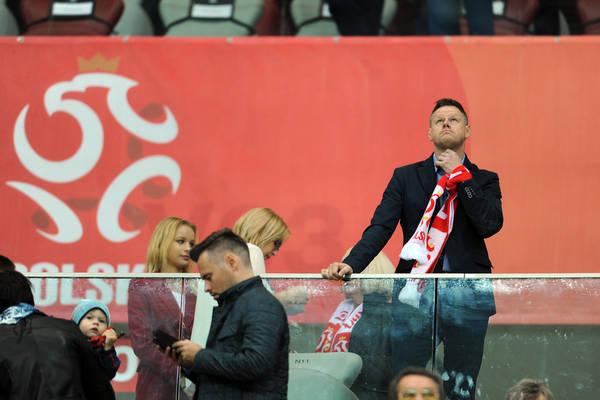 Były reprezentant Polski o ekstremalnych metodach słynnego niemieckiego trenera. "Wymioty, omdlenia, twaróg na kolano, zakaz przebierania się w szatni" Były reprezentant Polski o ekstremalnych metodach słynnego niemieckiego trenera. "Wymioty, omdlenia, twaróg na kolano, zakaz przebierania się w szatni"