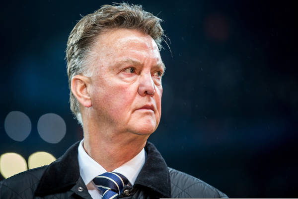 Van Gaal odrzucił ofertę z Belgii ze względu na odprawę w MU. "Byłem urażony i mściwy. W Manchesterze traktowano mnie koszmarnie" Van Gaal odrzucił ofertę z Belgii ze względu na odprawę w MU. "Byłem urażony i mściwy. W Manchesterze traktowano mnie koszmarnie"