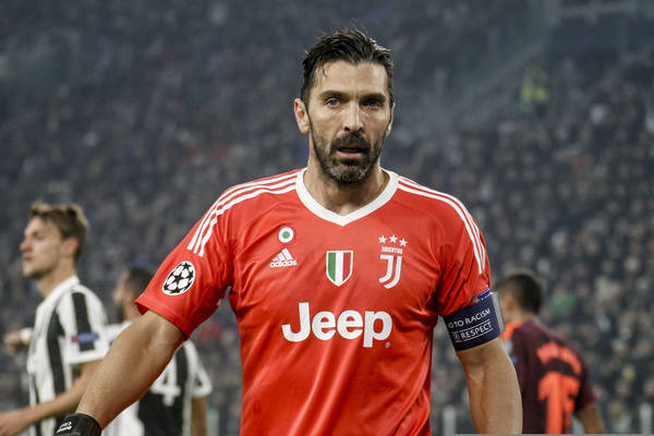 Buffon zdradził, że może przedłużyć karierę o rok. Jest tylko jeden warunek Buffon zdradził, że może przedłużyć karierę o rok. Jest tylko jeden warunek