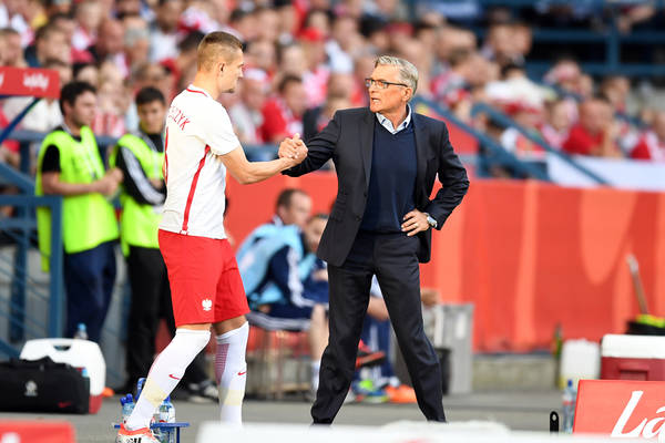 Stanowski zaniepokojony sytuacją w Legii. "Reprezentant Polski może zostać sprowadzony do roli popychadła" Stanowski zaniepokojony sytuacją w Legii. "Reprezentant Polski może zostać sprowadzony do roli popychadła"