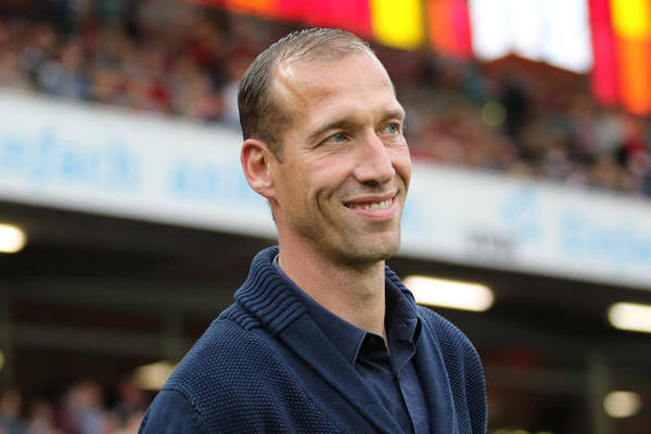 Dramat w 2. Bundeslidze. Trener Kaiserslautern miał zawał serca w trakcie meczu Dramat w 2. Bundeslidze. Trener Kaiserslautern miał zawał serca w trakcie meczu