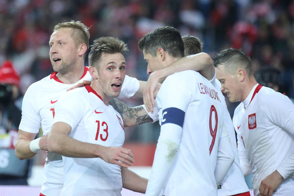 Kosztowna porażka w Włochami. Polska może stracić pierwszy koszyk przed losowaniem eliminacji Euro 2020 Kosztowna porażka w Włochami. Polska może stracić pierwszy koszyk przed losowaniem eliminacji Euro 2020