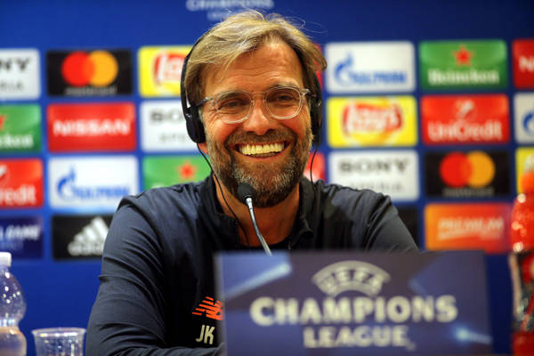 Juergen Klopp tłumaczy się z transferów Liverpoolu. "Nie mamy takich pieniędzy" Juergen Klopp tłumaczy się z transferów Liverpoolu. "Nie mamy takich pieniędzy"